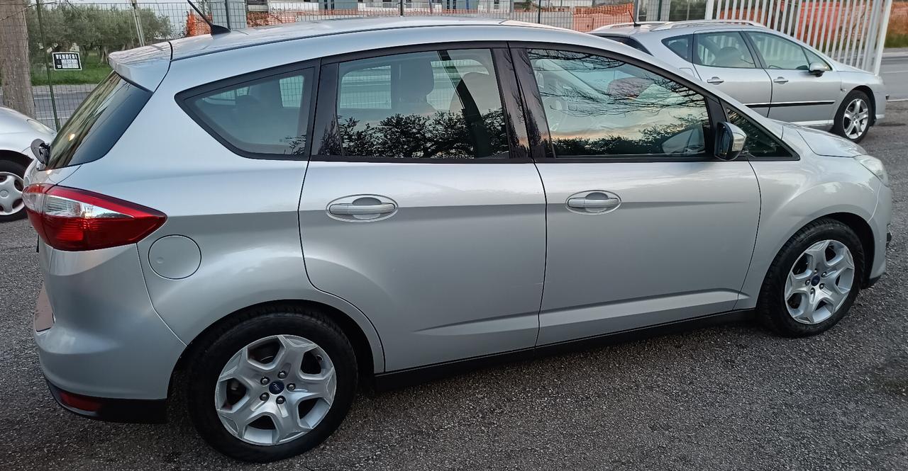 Ford C-Max 1.6 120CV GPL Titanium