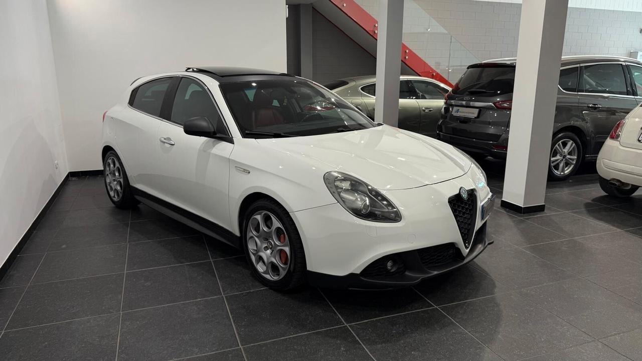 Alfa Romeo Giulietta 1750 TBi Quadrifoglio Verde | TETTO PANORAMICO | BOSE | MOTORE RIFATTO A 160.000KM