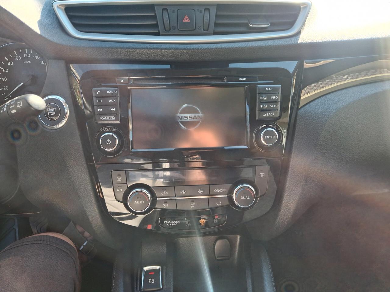 Nissan Qashqai 1.6 dCi 4WD Tekna 4x4