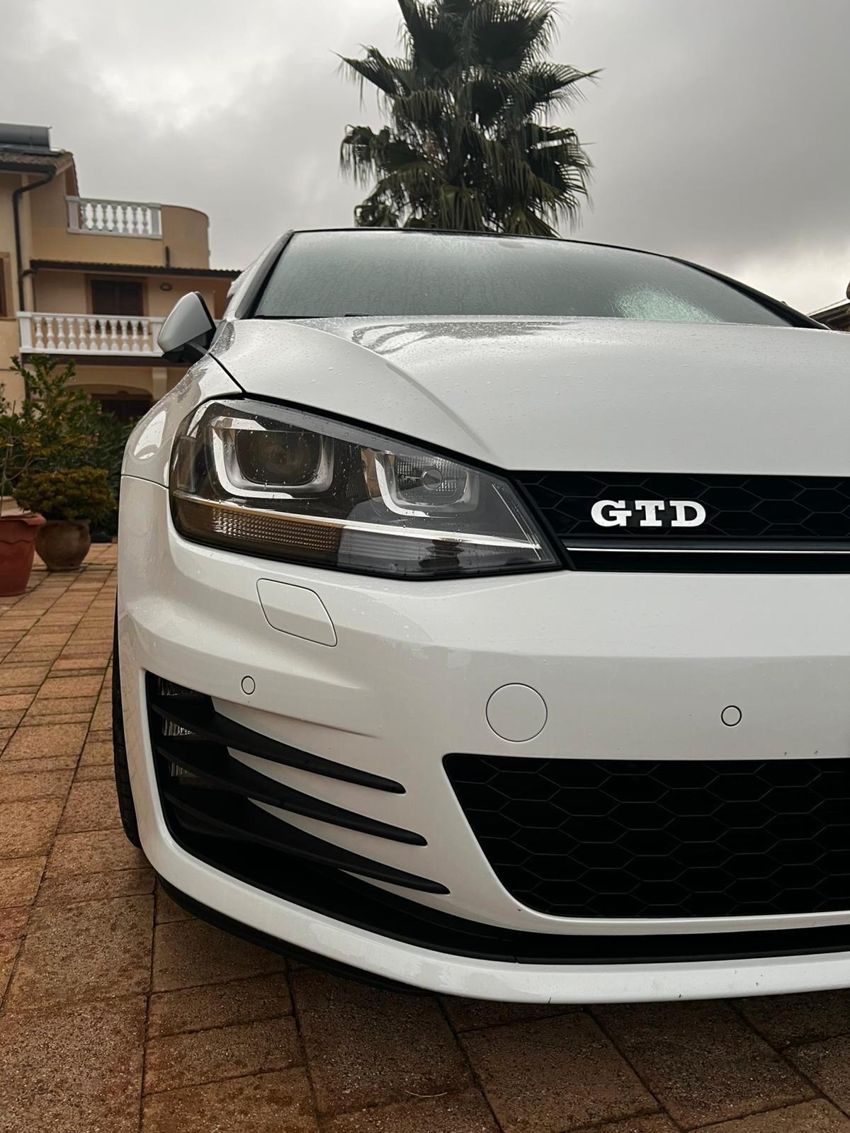 Volkswagen Golf GTD 2.0 TDI DSG 5p. BlueMotion Technology