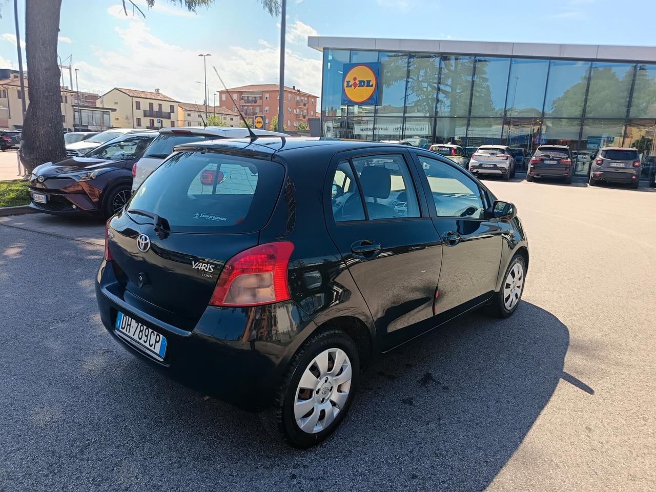 Toyota Yaris 1.3 benzina 2007 solo 85 milakm