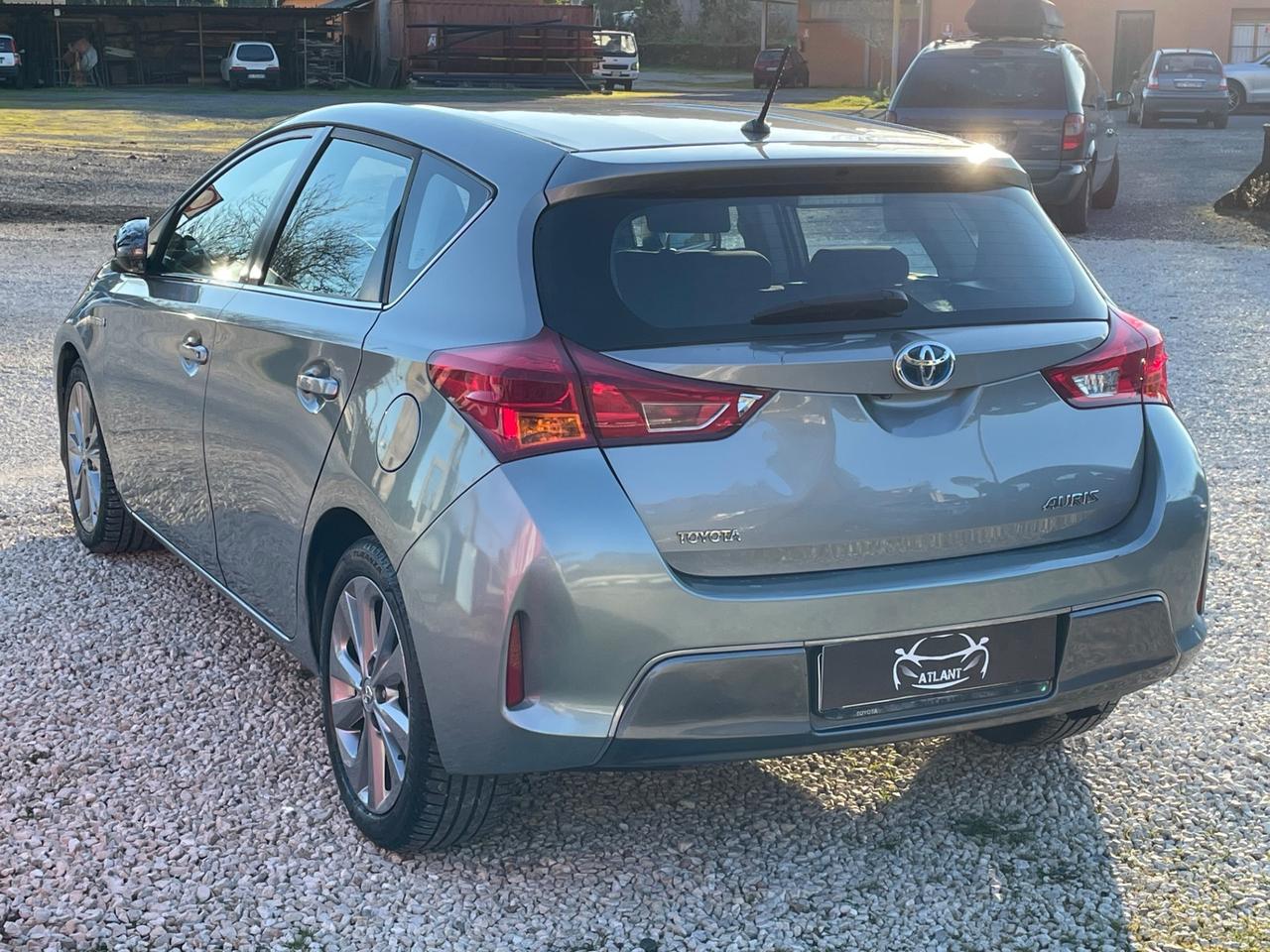 Toyota Auris 1.8 Hybrid Executive