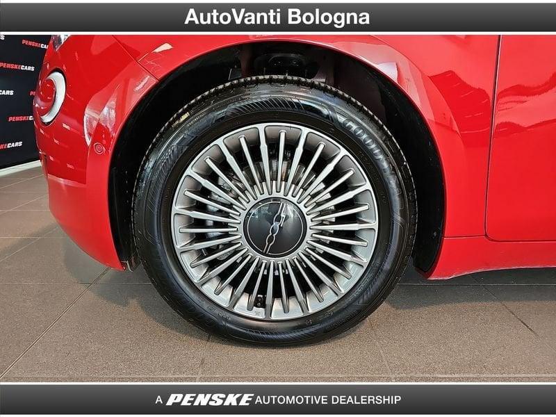 FIAT 500 500e Cabrio 42 kWh La Prima