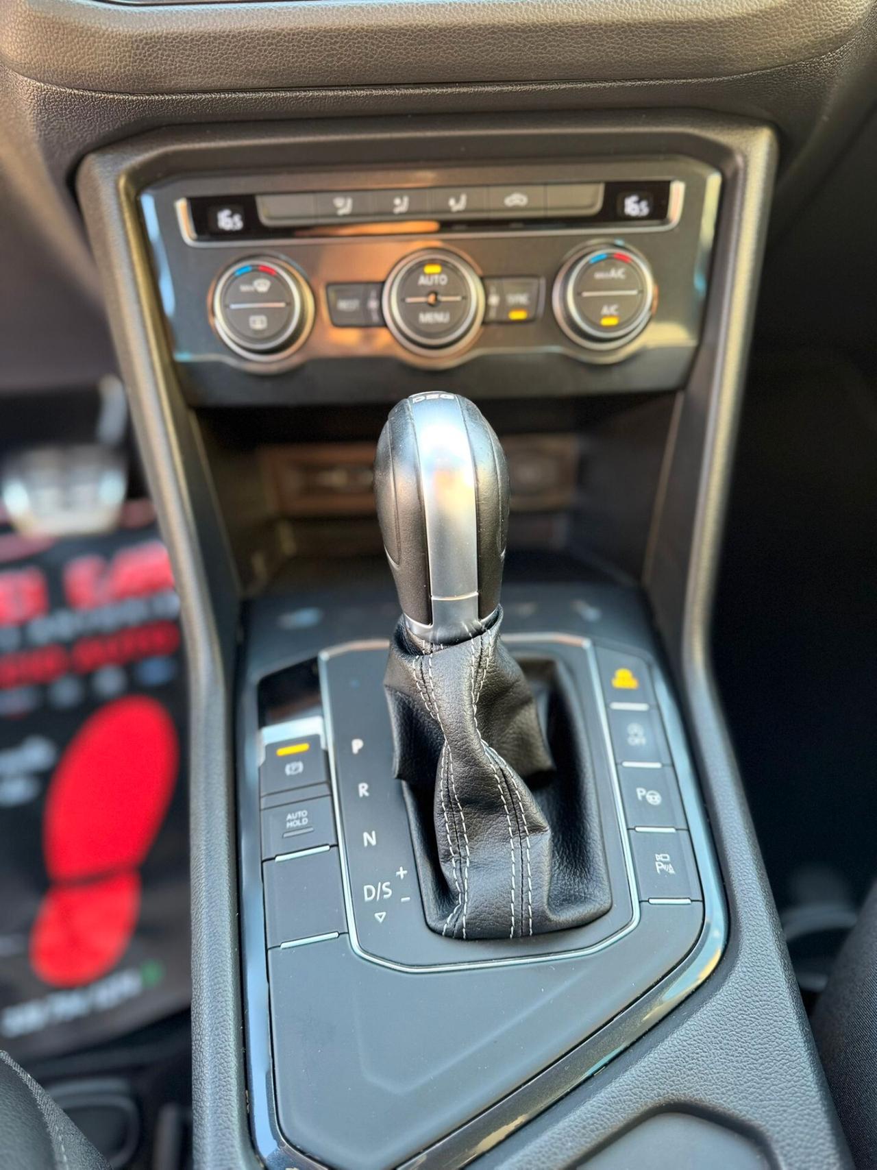 Volkswagen Tiguan 2.0 TDI SCR DSG R LINE