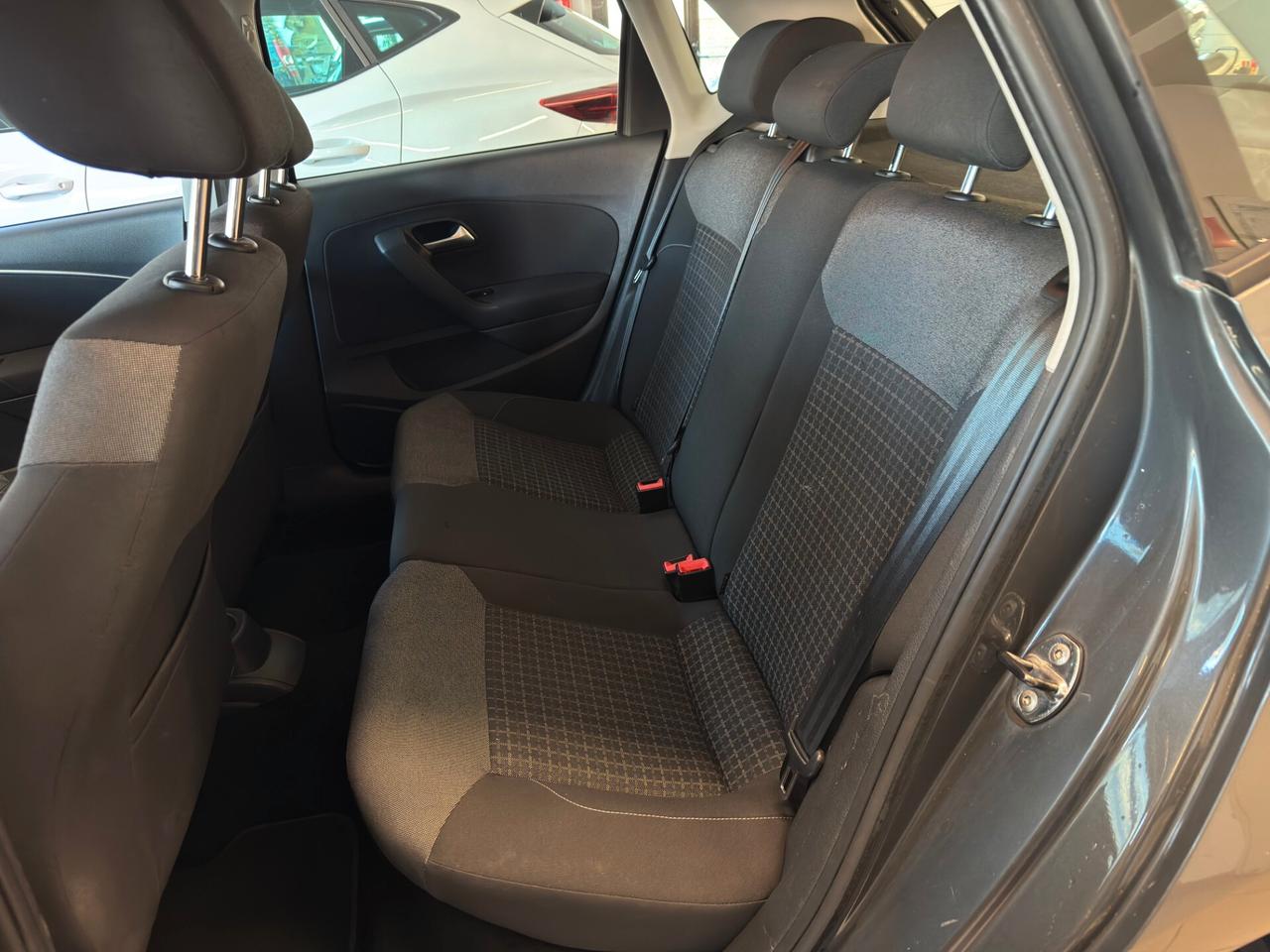 VOLKSWAGEN POLO 1.4cc TDI 90CV 5p. NEOPATENTATI