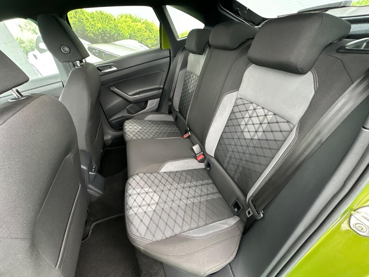 Volkswagen Taigo 1.0 TSI 110CV R-Line 2022