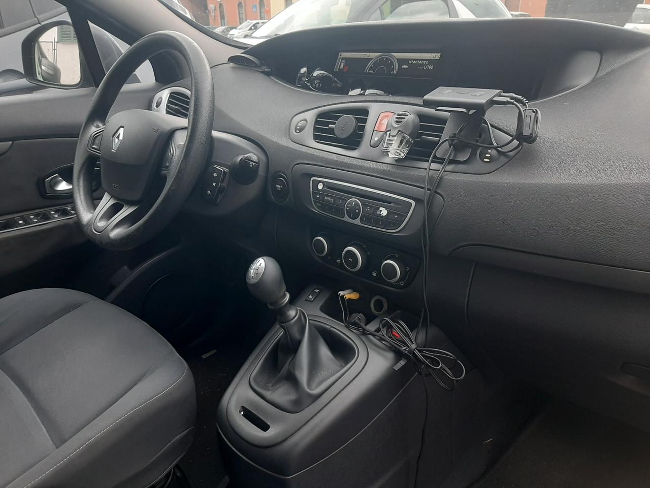 Renault Grand Scenic X-Mod 1.5 dCi 110CV Confort