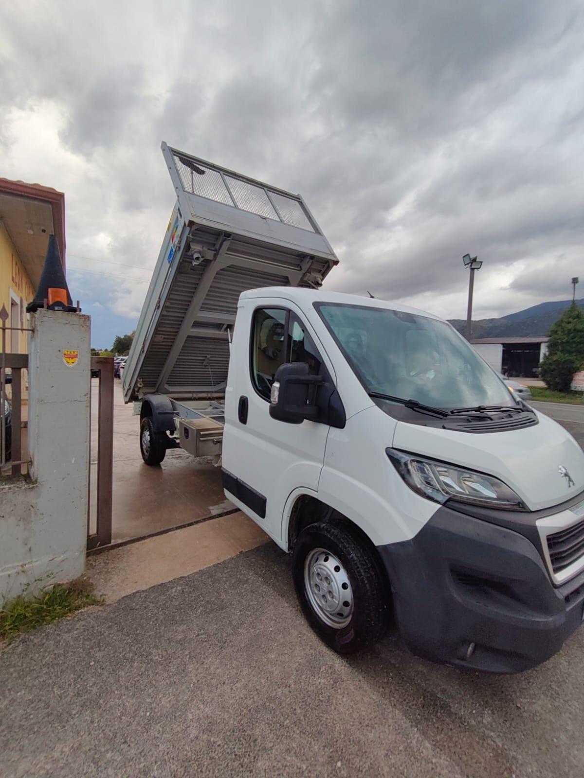 Peugeot Boxer 335 2.0 BlueHDi 130CV PM Cassonato Ribaltabile Tril.