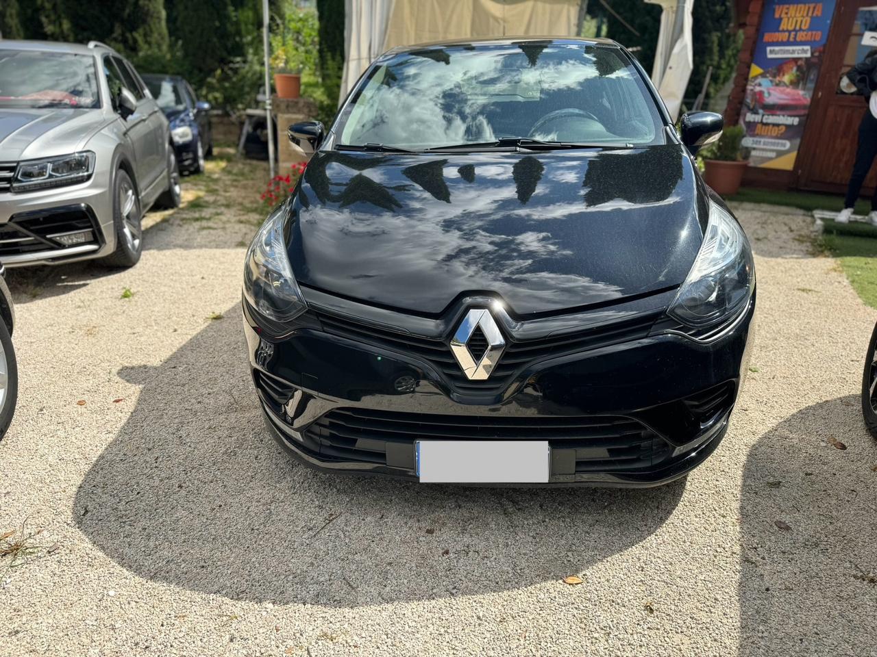 Renault Clio 1.2 75CV 5 porte NEOPATENTATI