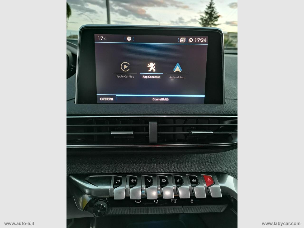 PEUGEOT 5008 BlueHDi 130 S&S EAT8 Crossway