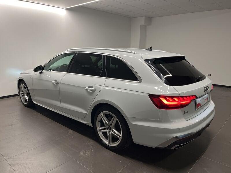 Audi A4 AVANT 40 TDI QUATTRO S LINE S TRONIC