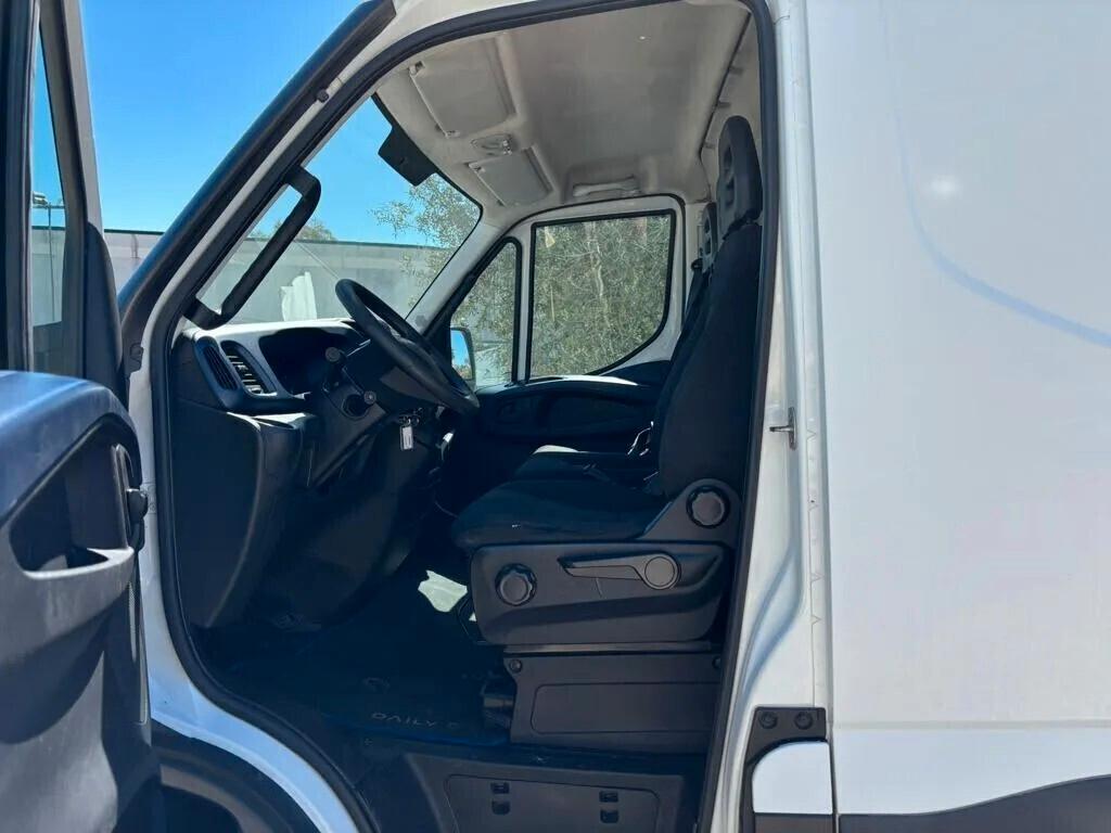 Iveco Daily 35S14Sa8V 2.3Hpt Plm-Tm Hi-Ma