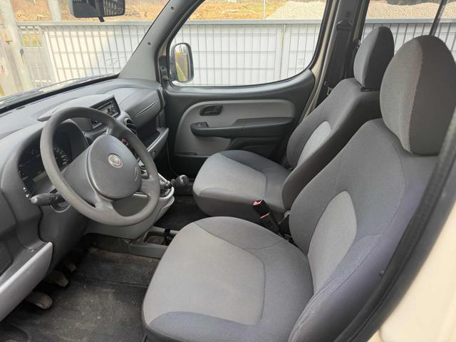 FIAT Doblo 5posti Doblò 1.6 16V Natural Power Active