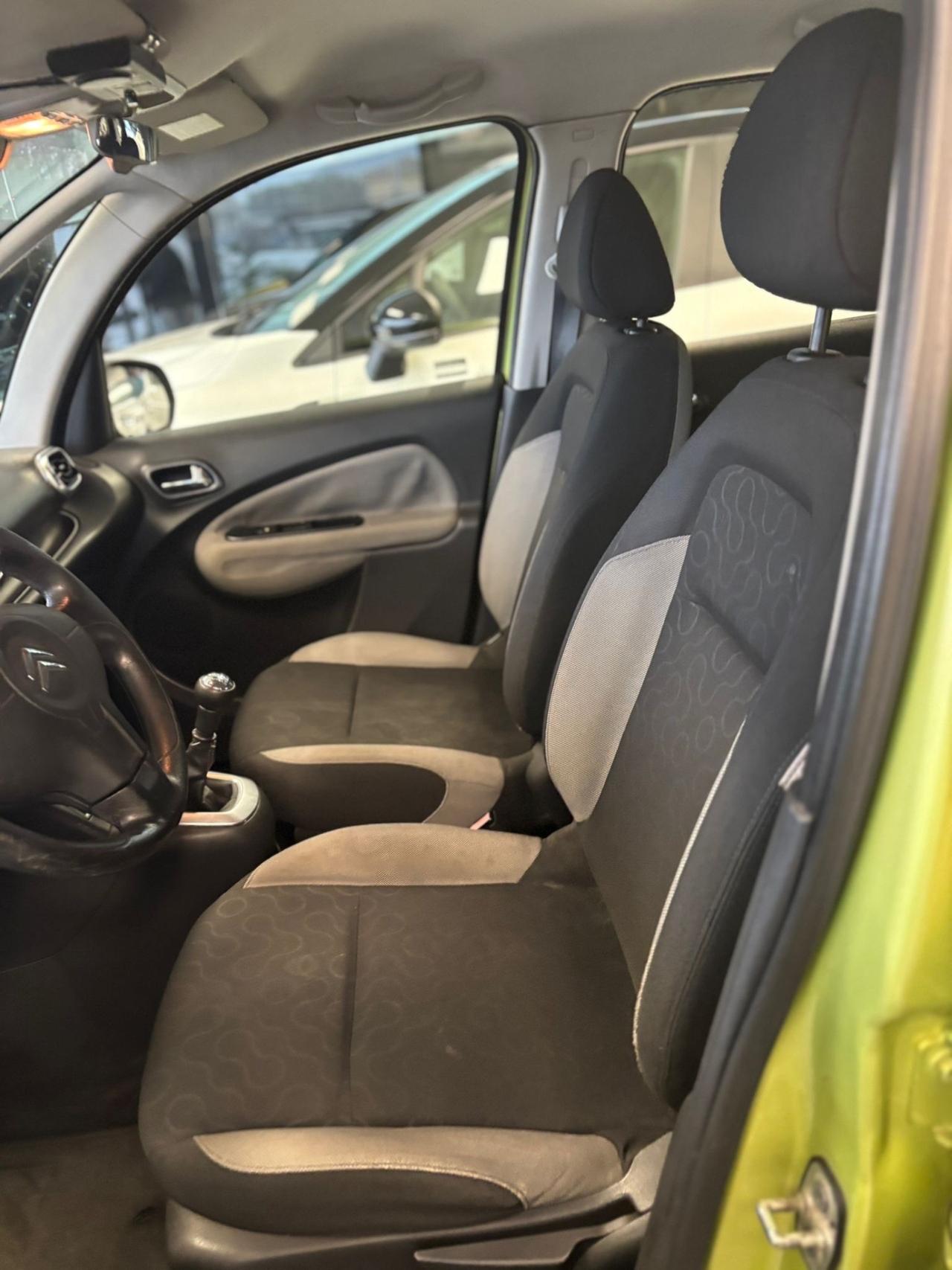 Citroen C3 Picasso 1.6 VTi 120 Exclusive Style GPL