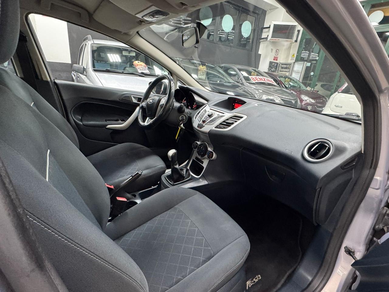 Ford Fiesta 1.4 TDCi 70CV 5 porte Titanium