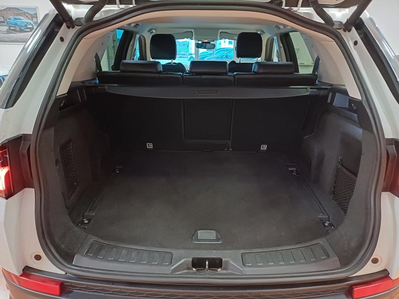 Land Rover Discovery Sport 2.0 eD4 150 CV 2WD R-Dynamic S