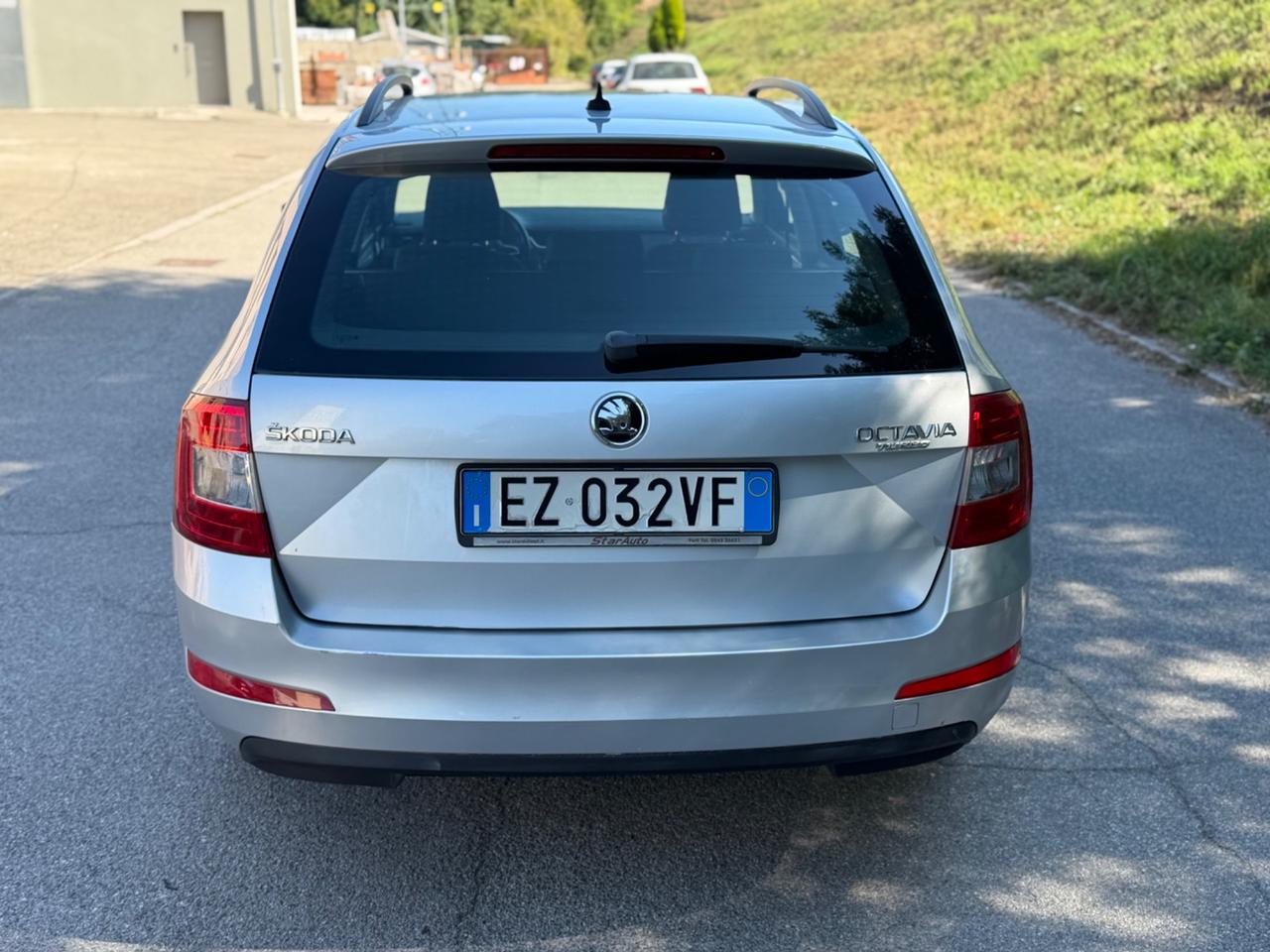 Skoda Octavia 1.6 TDI CR 105 CV Ambition