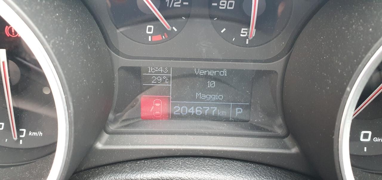 Alfa Romeo Giulietta 1.6 JTDm TCT 120 CV Automatica