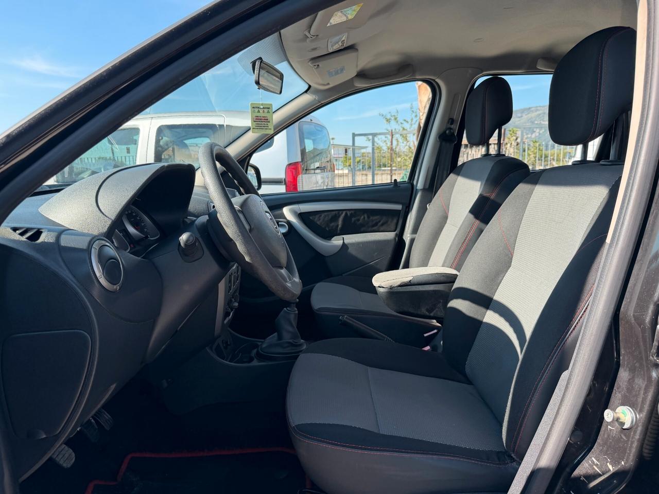 DACIA DUSTER 4x2 2013 1.5 DIESEL 107 CV