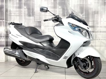 Suzuki Burgman 400 Lux