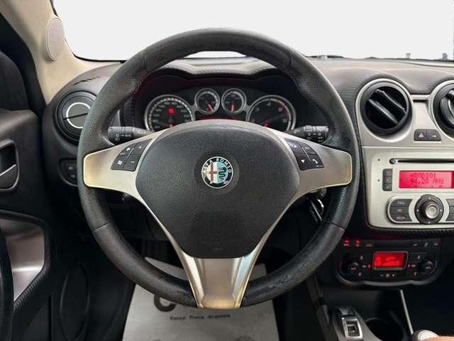 Alfa Romeo MiTo 1.3 JTDm-2 95 CV S&S Distinctive Sport Pack