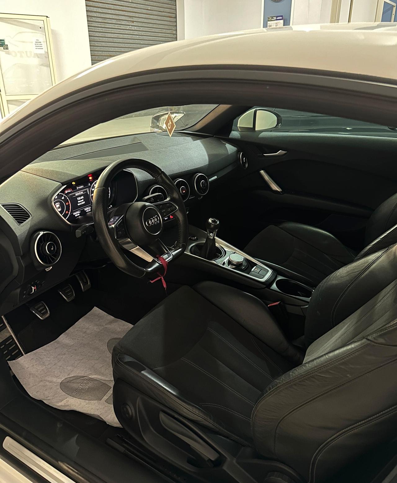 Audi TT Coupé 2.0 TDI ultra S line