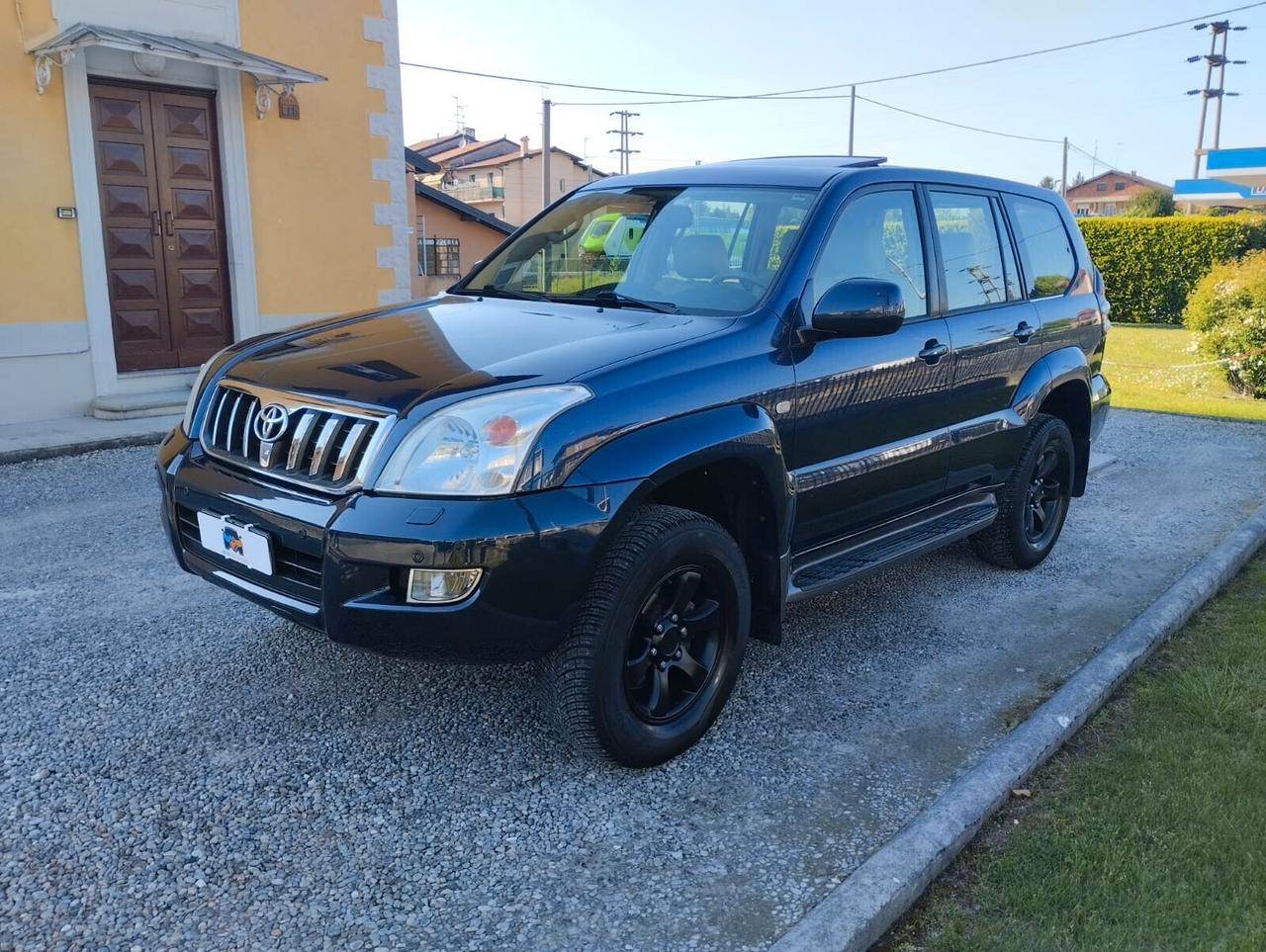 Toyota Land Cruiser 3.0 D-4D 16V cat 5 porte aut. Wagon 8 POSTI
