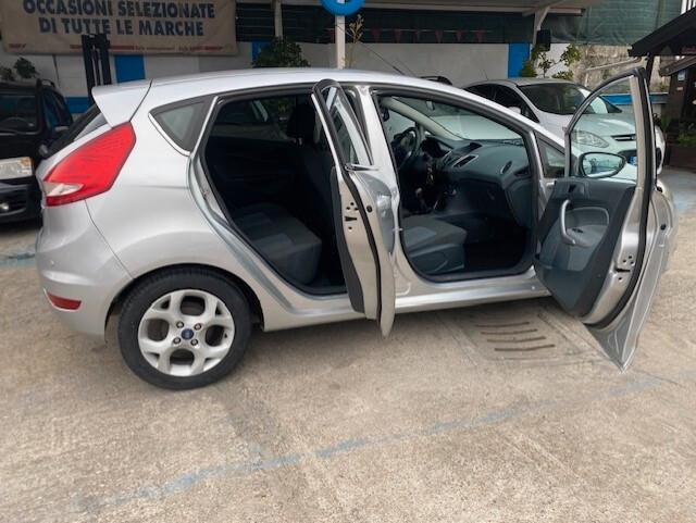 Ford Fiesta 1.4 TDCi 5p. Titanium