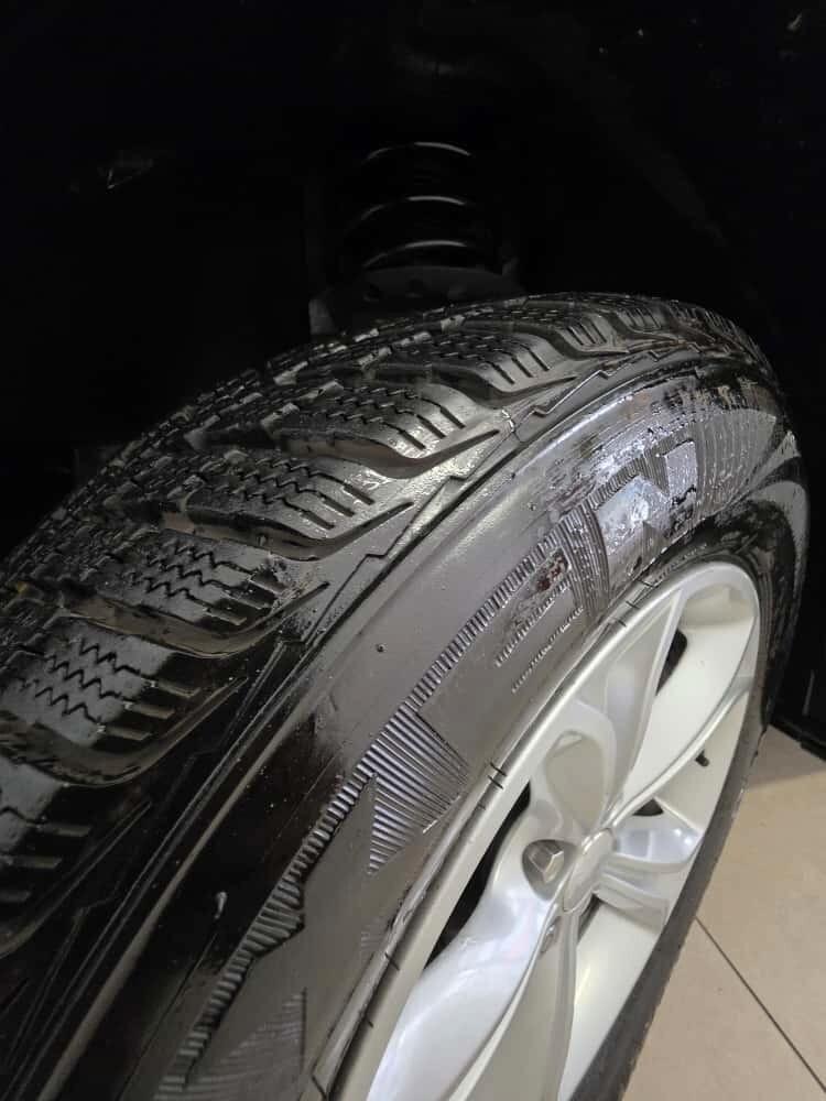 Land Rover Discovery Sport HSE Luxury StileMotori