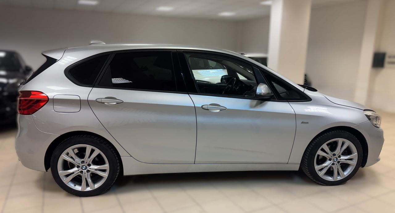Bmw 2er Active Tourer 220d xDrive Sport aut.