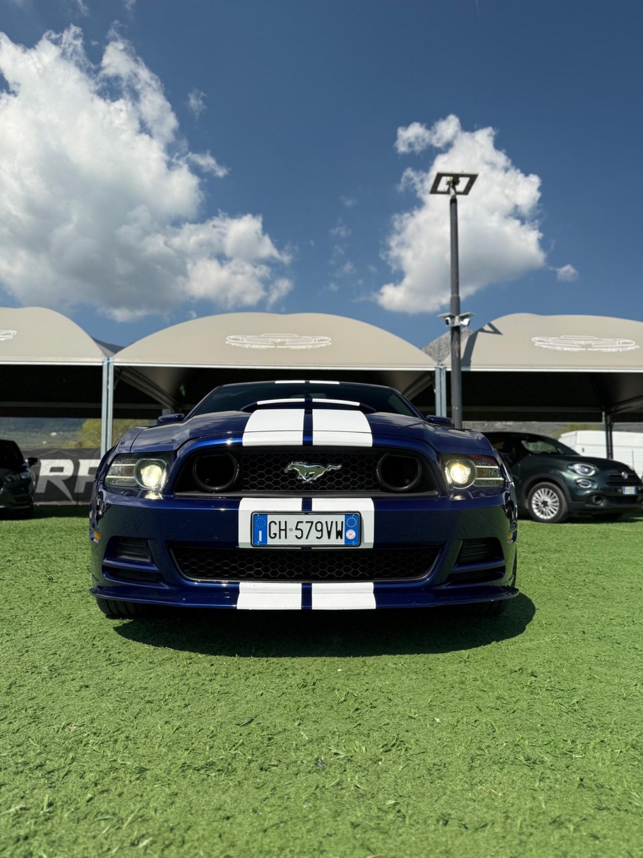 Ford Mustang GT 5.0 V8 NO SUPERBOLLO