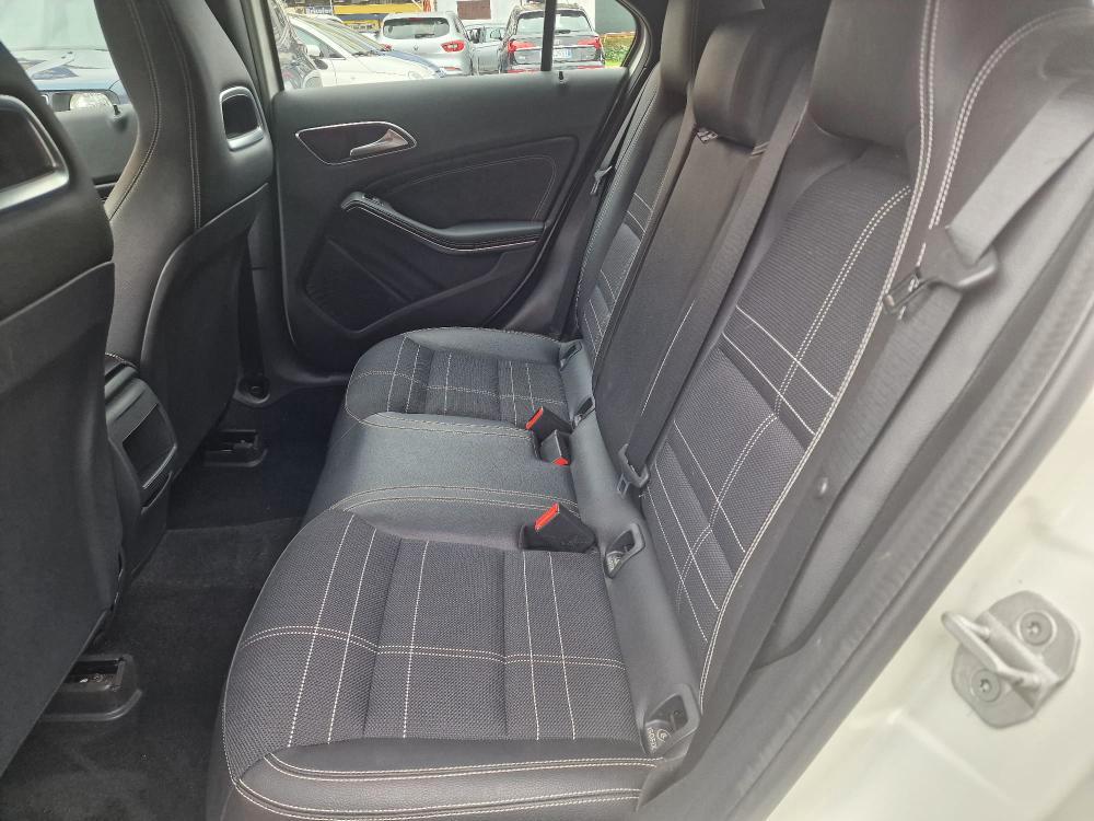 Mercedes A 180 D Premium my16