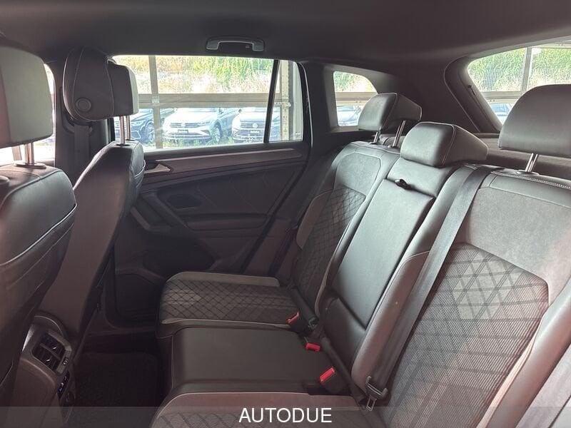 Volkswagen Tiguan R-LINE 2.0 TDI SCR 150 CV DSG