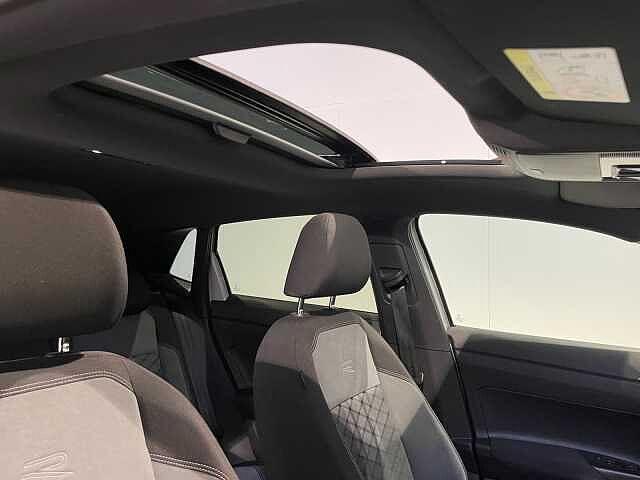 Volkswagen Polo 6ª serie 1.0TSI 95CV R-Line - NEOPATENTATI