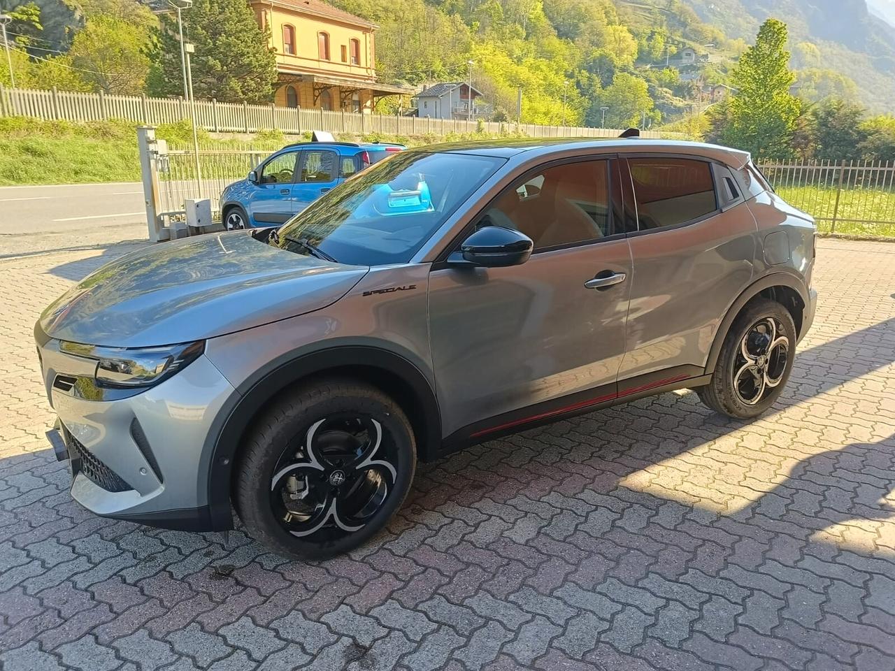 Alfa Romeo Junior 1.2 136 CV Hybrid eDCT6 Speciale