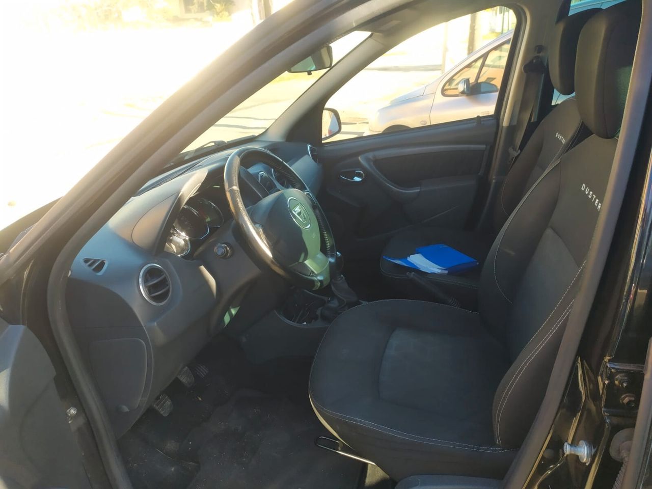 Dacia Duster 2015 photo 4