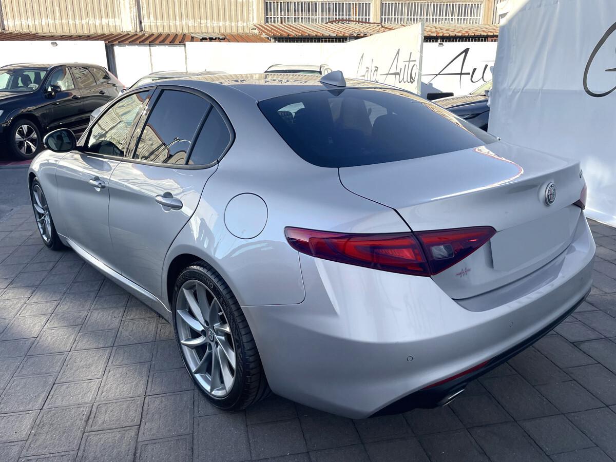 Alfa Romeo Giulia 2.2 Turbodiesel 150 CV