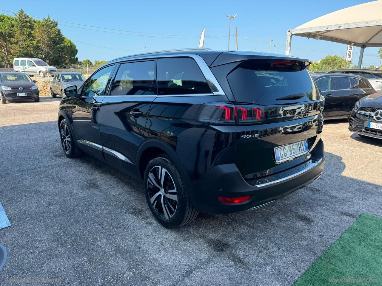 PEUGEOT 5008 BlueHDi 130 S&S GT Line