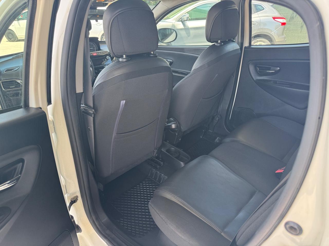 Lancia Ypsilon 1.3 MJT 16V 95 CV 5 porte S&S Platinum