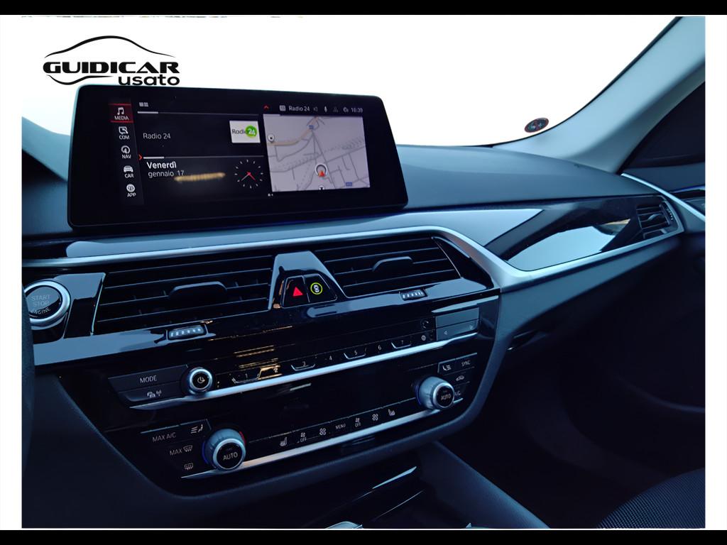 BMW Serie 5 G31 2020 Touring LCI - 520d Touring mhev 48V xdrive Luxury auto