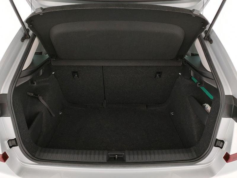 Skoda Kamiq 2024 1.0 tsi Black Dots 115cv