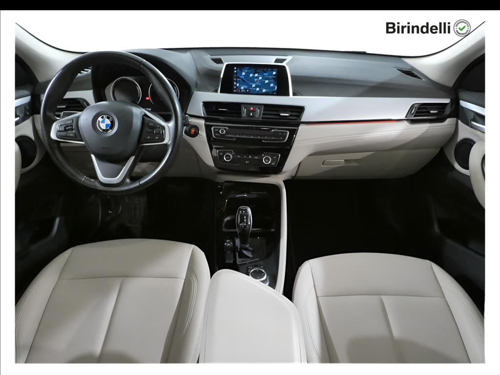 BMW X2 (F39) - X2 sDrive18d Business-X