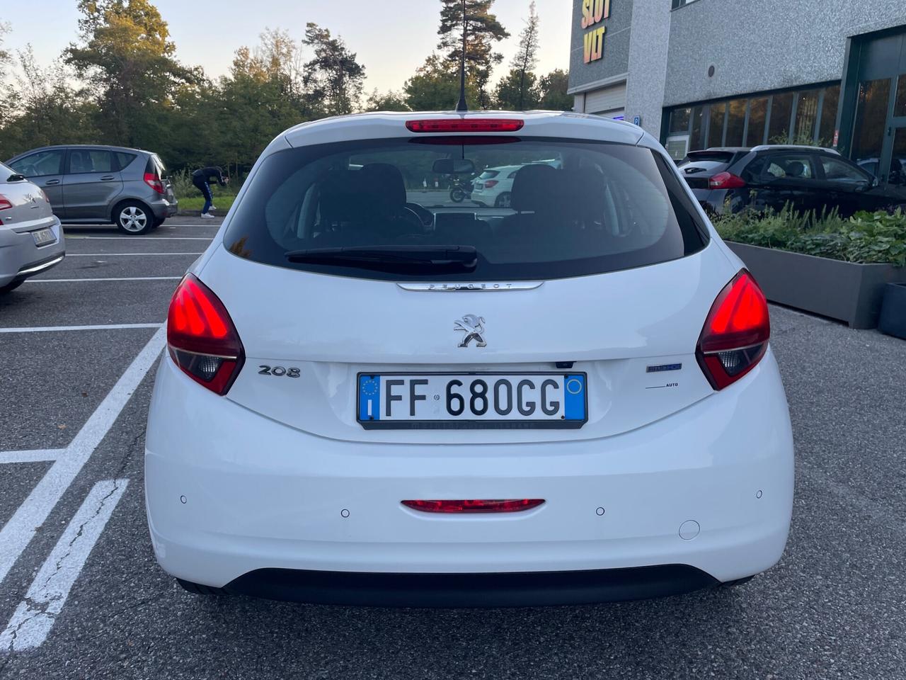 Peugeot 208 BlueHDi 75 5 porte Allure*Navi*Solo 40000km*