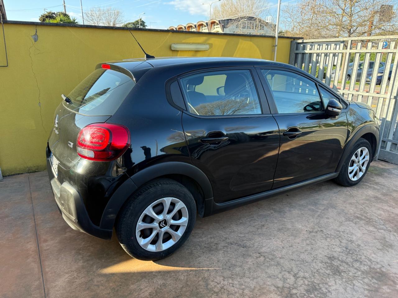 Citroen C3 PureTech 83 S&S Live