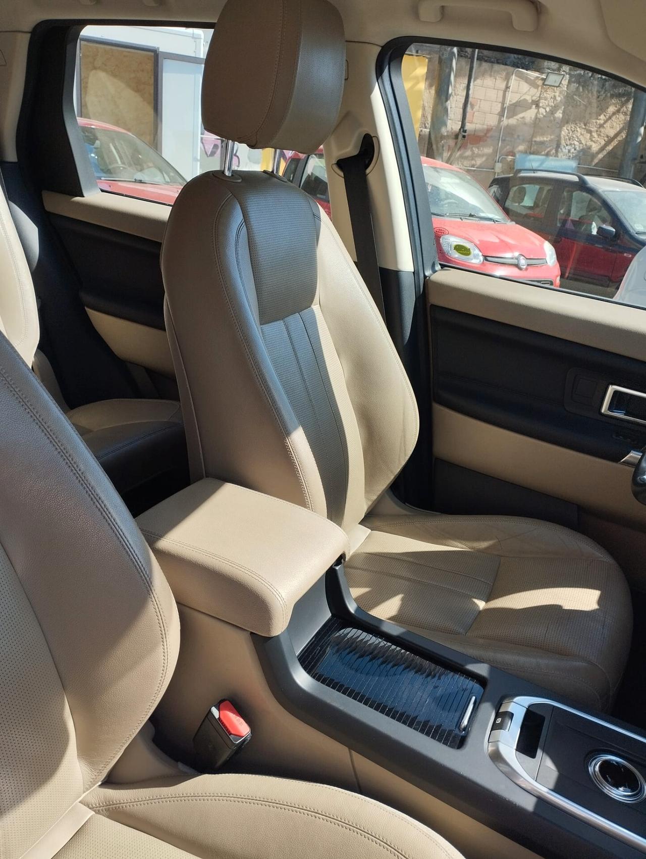 Land Rover Discovery Sport 2.0 TD4 180 CV HSE Luxury Tetto Panoramico
