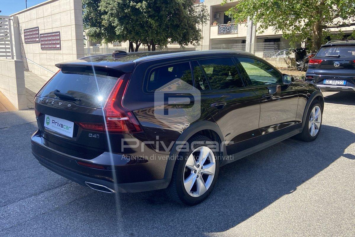 VOLVO V60 Cross Country D4 AWD Geartronic Pro