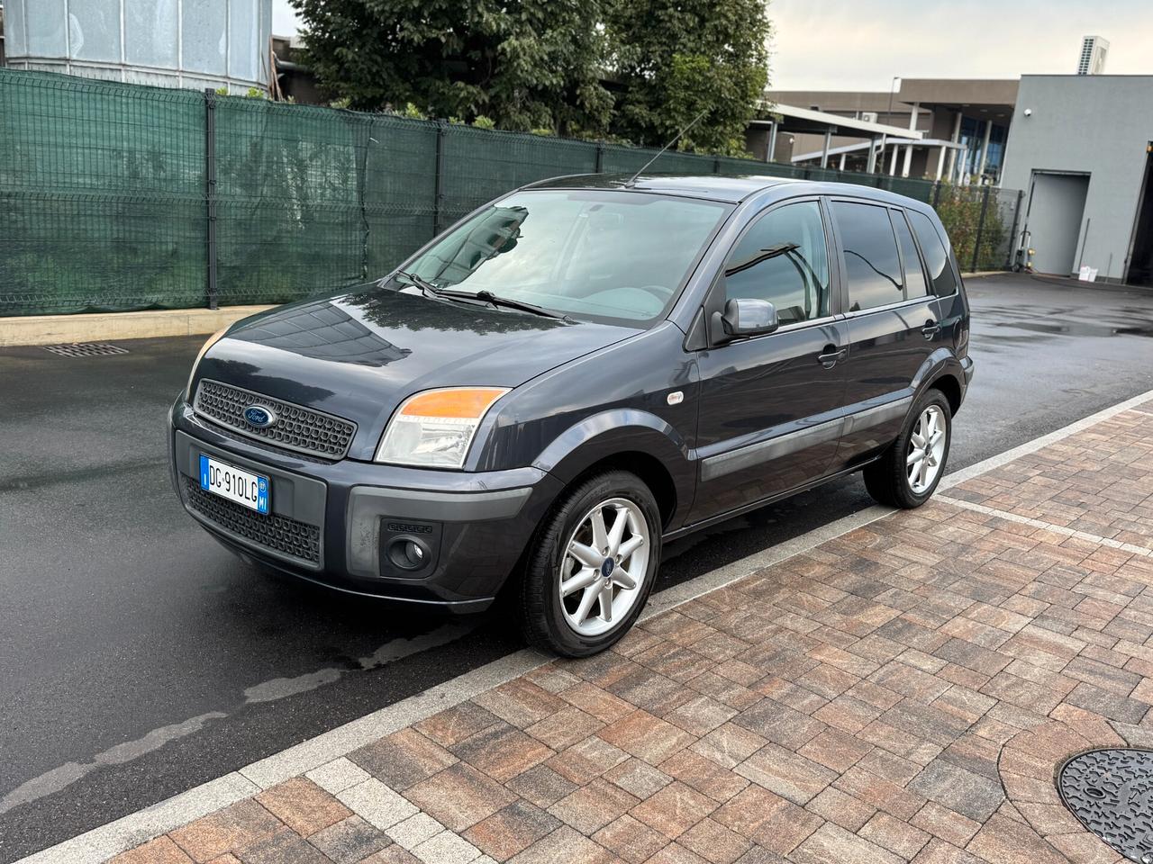 Fusion 1.4 16V 5p. Collection