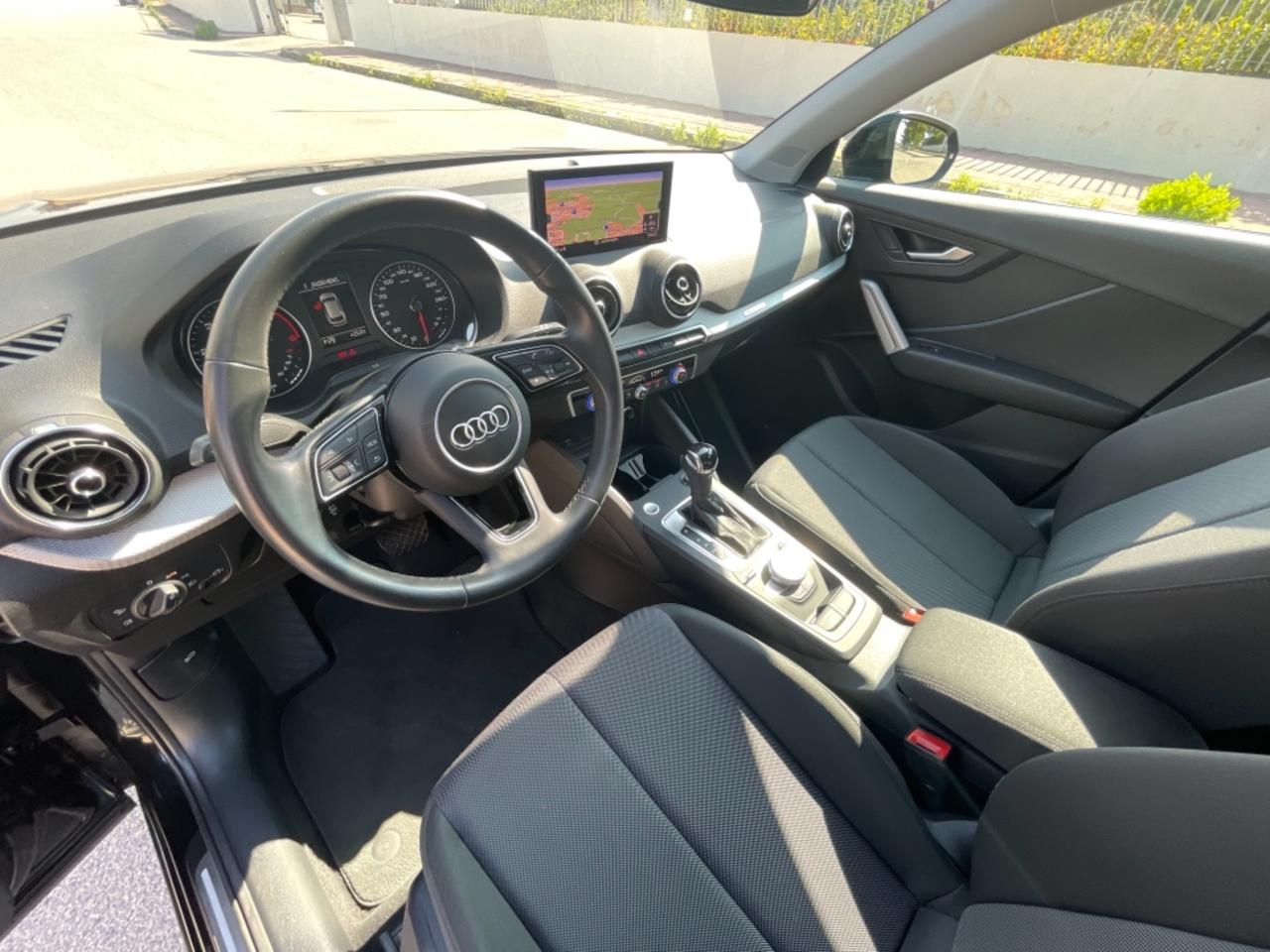 AUDI Q2 30 2.0 TDI Admired S-tronic 116 CV