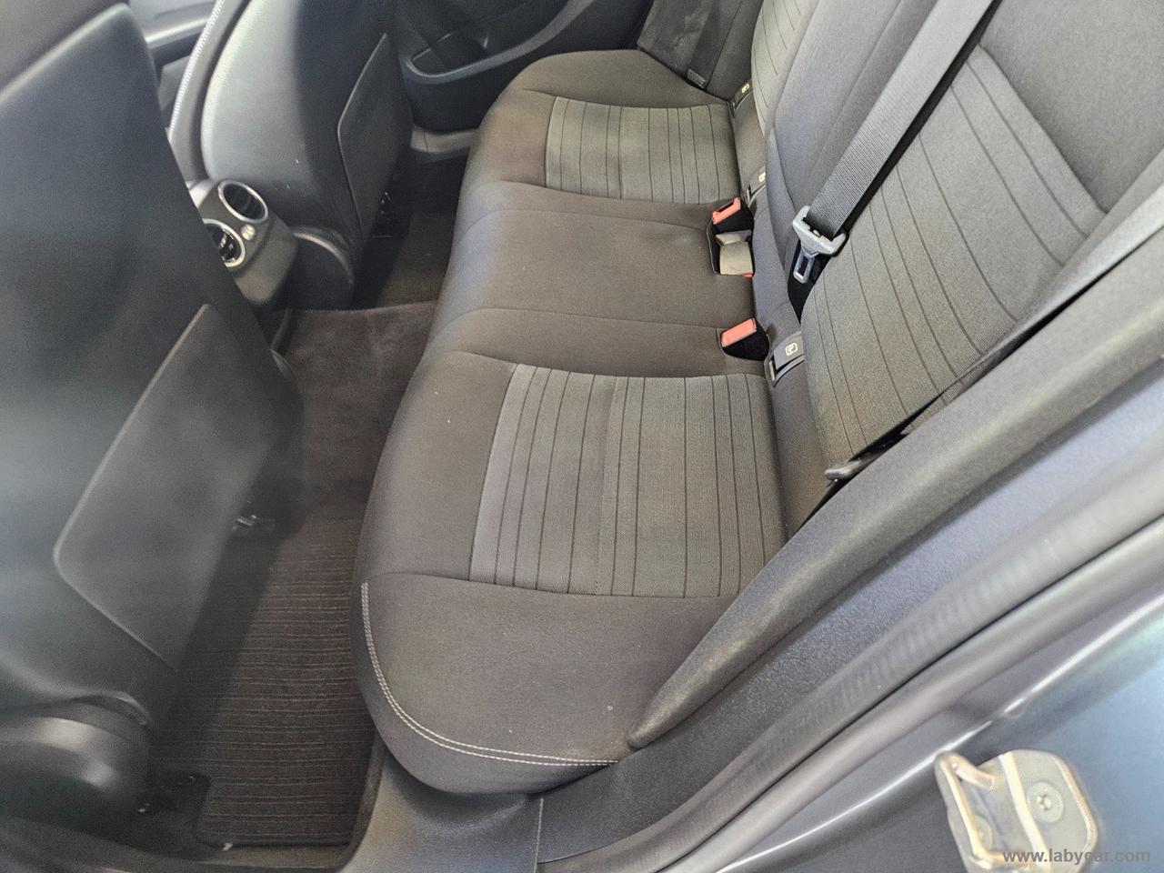 MERCEDES-BENZ C 180 d Auto Sport