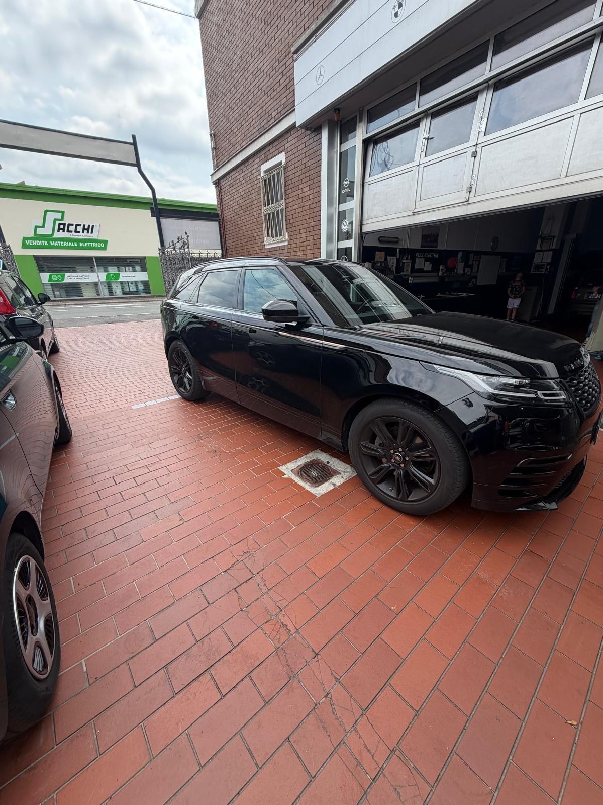 Land Rover Range Velar 2.0D I4 240 CV R-Dynamic HSE
